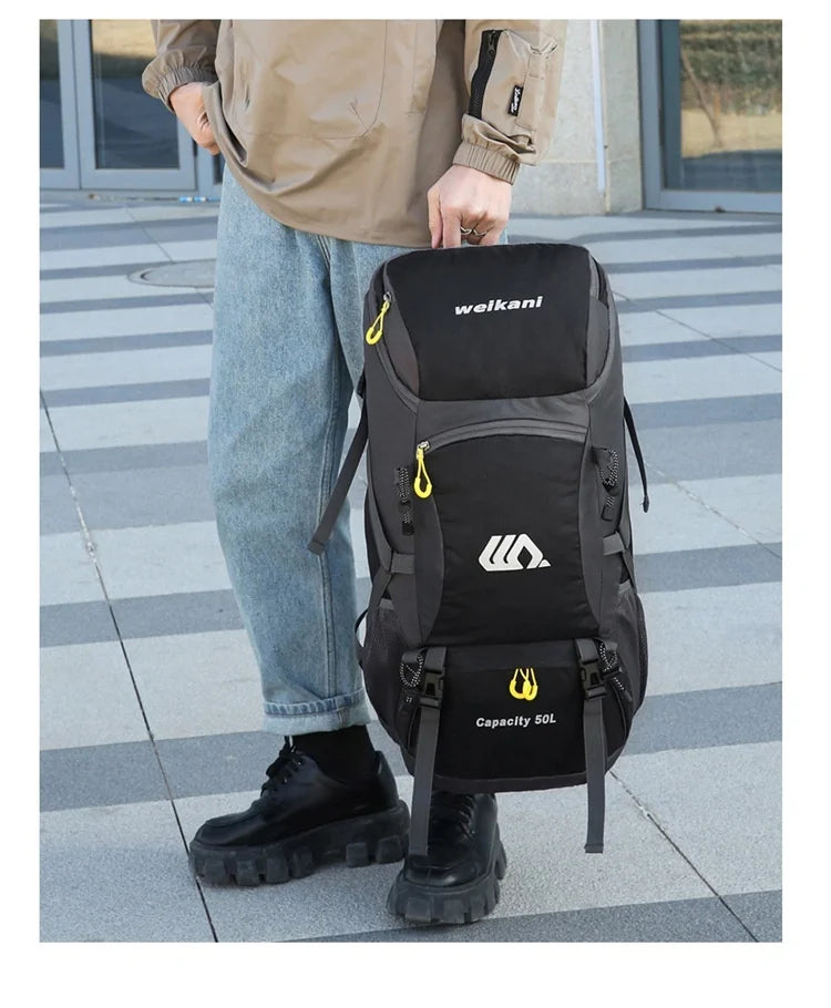 Outdoor hiking backpack of 50L for camping and hiking. Multi-functional large-capacity camping backpack. Comfortable and casual.