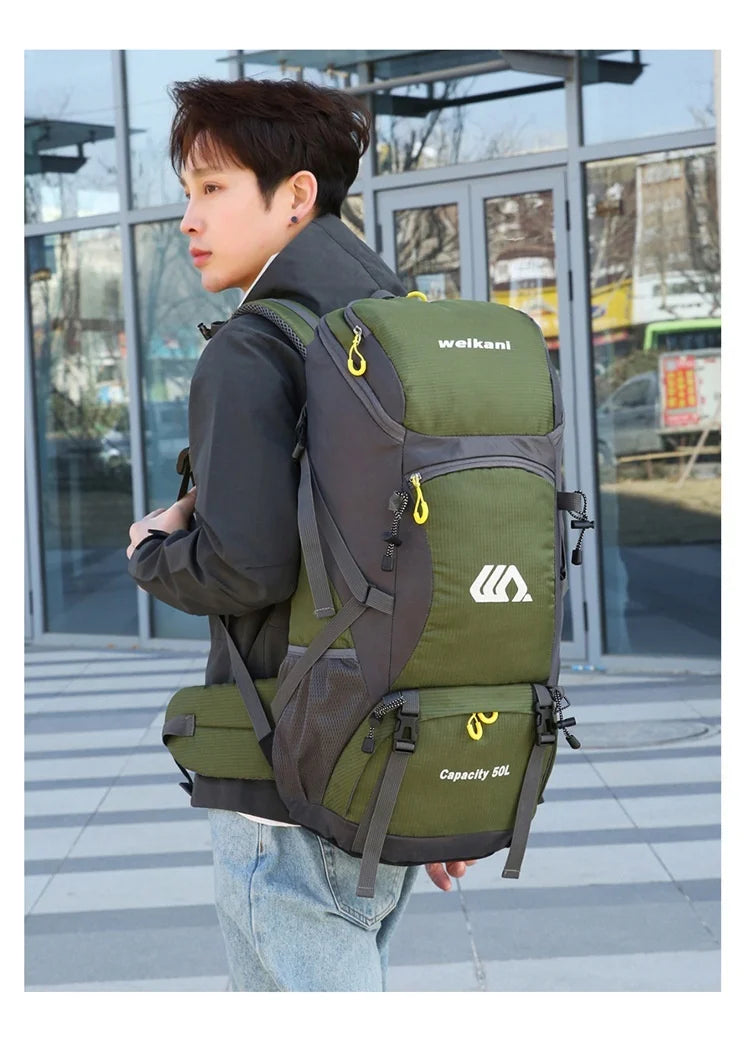 Outdoor hiking backpack of 50L for camping and hiking. Multi-functional large-capacity camping backpack. Comfortable and casual.